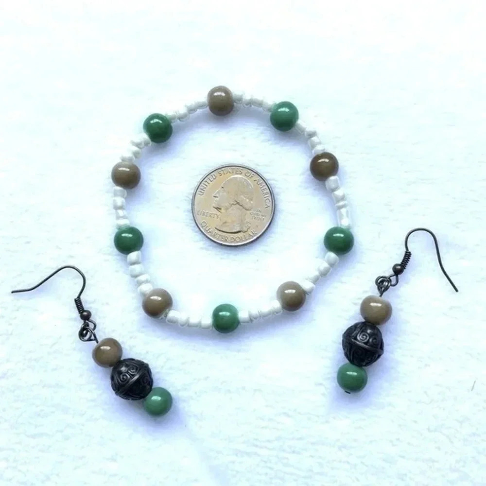 Green & Brown Bracelet & Earring Set NWT